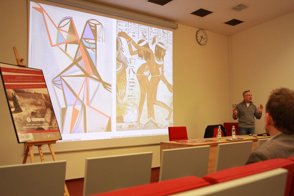 Slajd przedstawia sztukę egiptomanii 